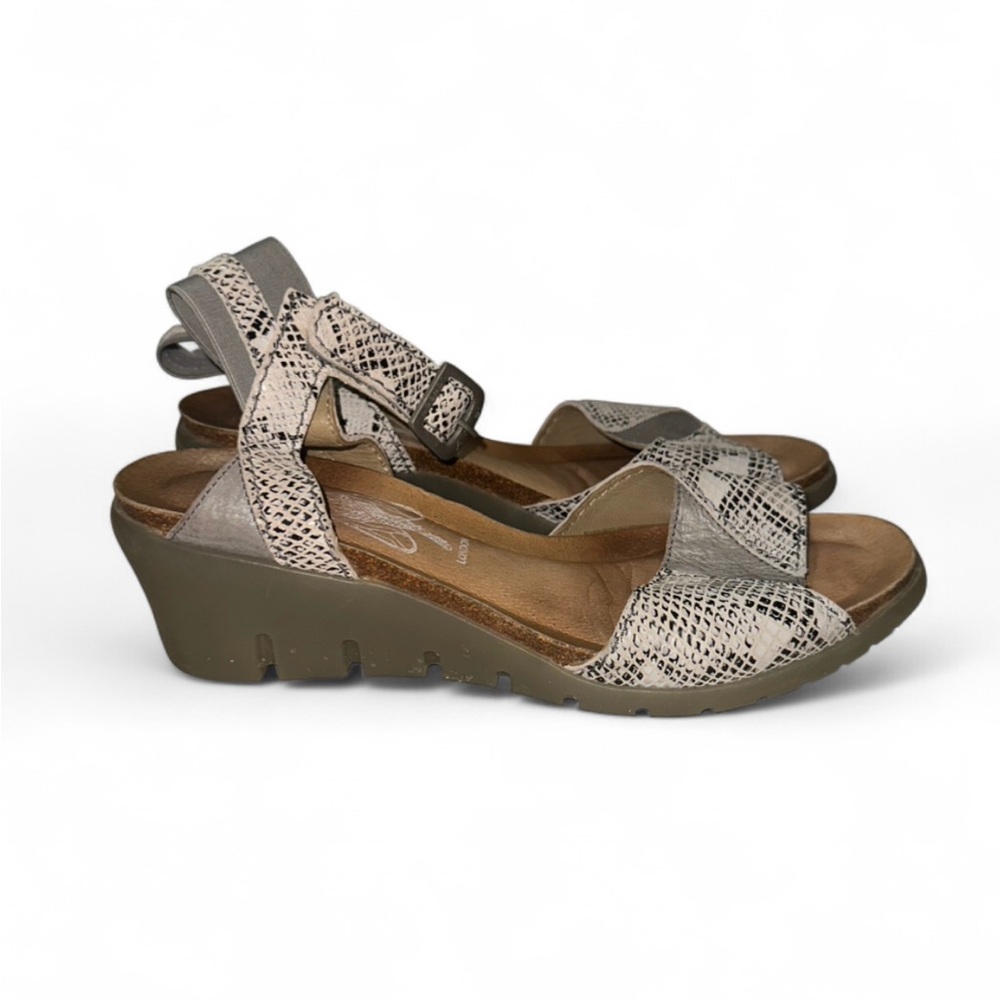 Fly London Snake Print Leather Wedge Sandals Comfort Platform EU 41 US 10‎